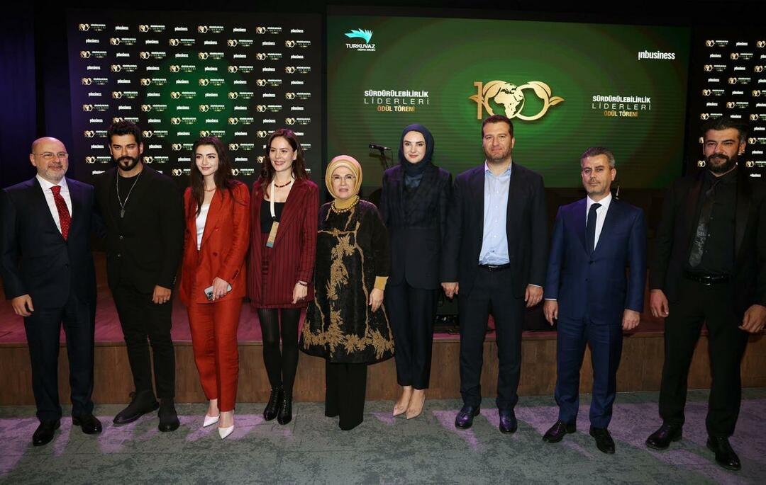 Emine Erdoğan kohtus Sustainable Century Summitil Foundation Osmani mängijatega