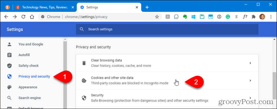 Klõpsake Chrome'i privaatsus- ja turvaseadetes valikul Küpsised ja saidiandmed