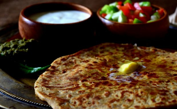 Kuidas teha hommikusööki India pannkoogi paratha?