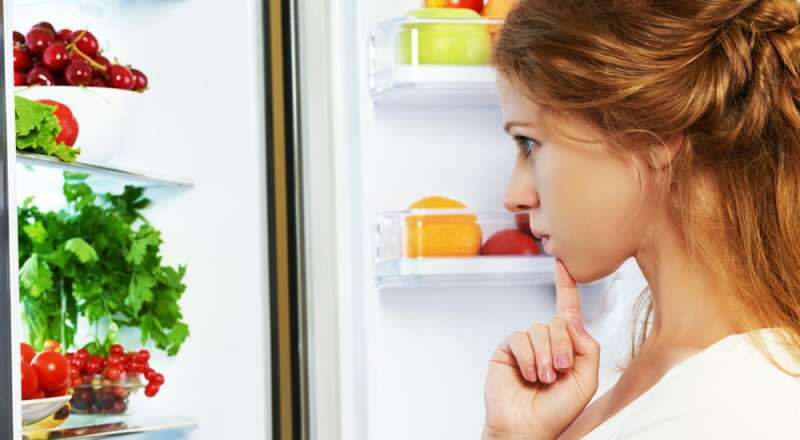 Milline toit mis külmkapi riiulile pannakse? Mis peaks külmkapis millisel riiulil olema?