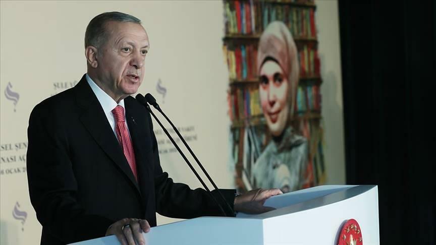President Erdoğan kõneles Şule Yüksel Şenleri fondi avamisel