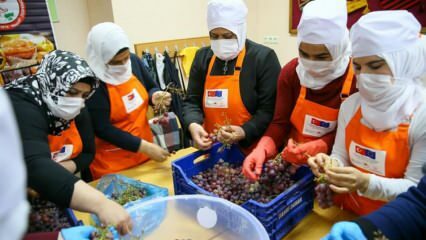 Süüria naised õpivad Izmiris viinamarju melassiks muutma