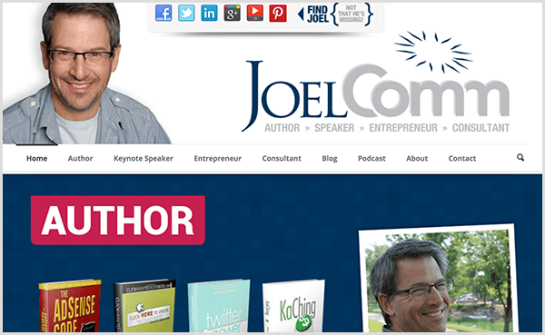 Joel Commi veebisaidil on foto Joelist naeratamas ja seljas vabaaja helesinise nööbiga särgi ja selle all helehalli t-särgiga. Navigeerimine sisaldab valikuid kodu, autori, peaesineja, ettevõtja, konsultandi, ajaveebi, taskuhäälingu, teabe ja kontakti jaoks. Navigeerimise all olev liugpilt tõstab esile tema kirjutatud raamatud.