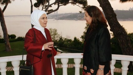 Esimene leedi Erdoğan kohtub Iraagi presidendi naise Serbagh Salihiga
