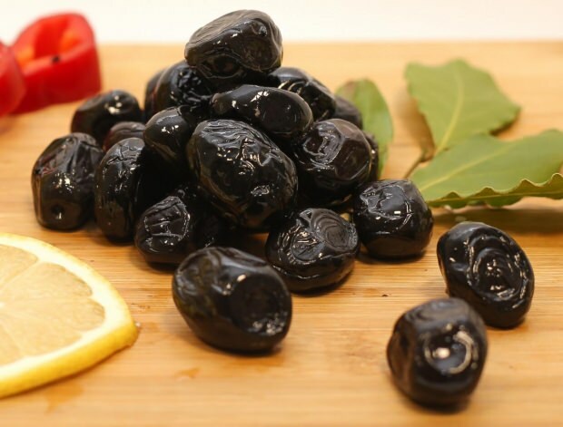 Kuidas oliivituuma eemaldada?