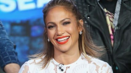 Jennifer Lopez vabastab nahahooldusbrändi
