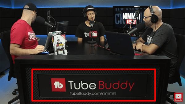 See on ekraanipilt Nimmin Live'i otseülekandest koos Nick Nimminiga. Otseülekande stuudio laud näitab, et TubeBuddy sponsoreerib saadet.