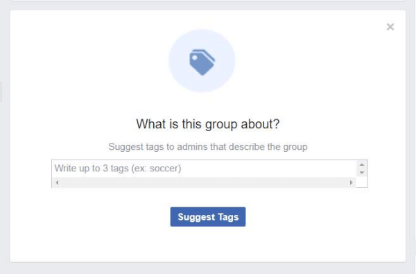 Facebooki gruppidest leitud hüpikaken palub liikmetel soovitada gruppi kirjeldavaid silte.