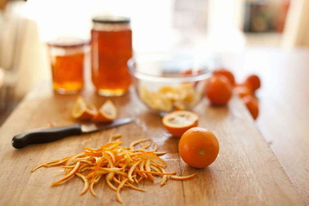 Milliseid retsepte on kõige lihtsam apelsinidega valmistada? Magusa lõhnaga apelsinimagustoidu retseptid