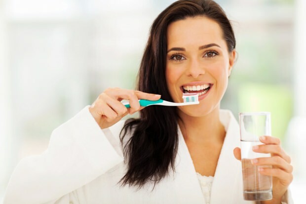suu ja hammaste puhastamine