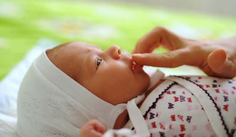 Imikute soo sümptomid ja ravi! Kuidas imikutel soor on?