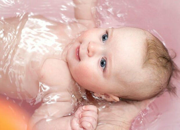 Kuidas imikutele vanni võtta?
