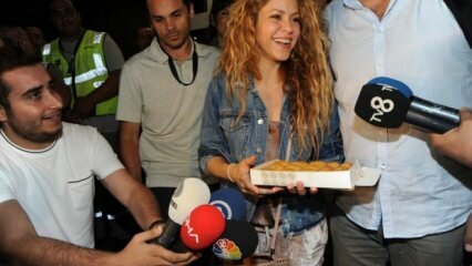 Ruuduline tervitus Istanbuli saabunud Shakirale
