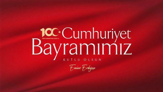 Emine Erdoğani vabariigi aastapäeva jagamine 
