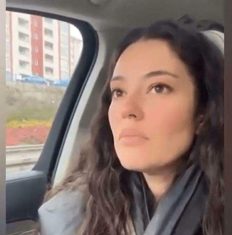 Pelin Akil Instagrami postitus