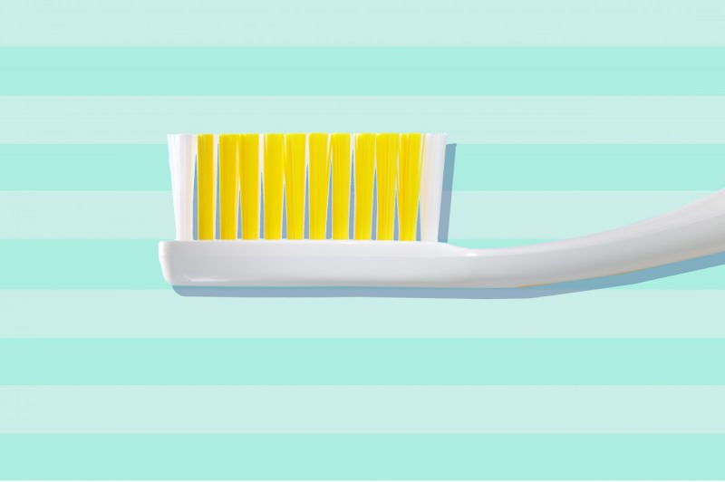Kuidas puhastada hambaharja