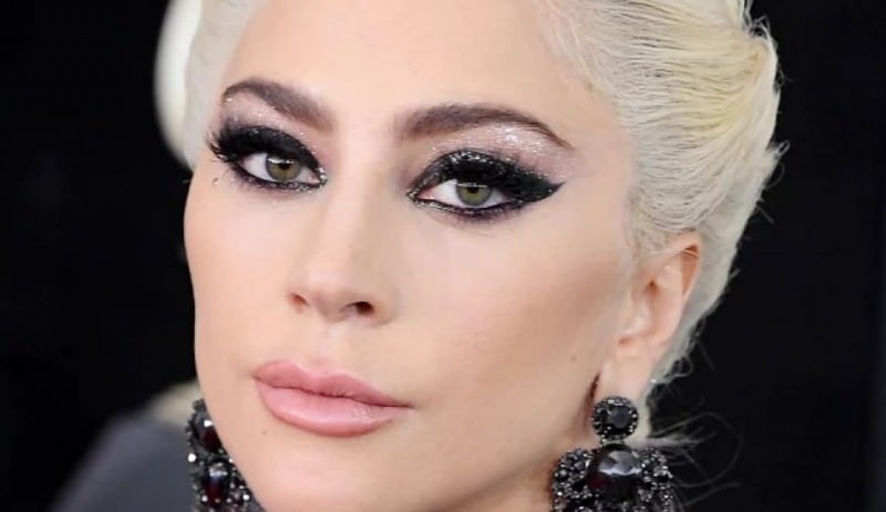 Lady Gaga reageeris koroonaviiruse protsessile neile, kes ütlesid: "Oleme samal laeval"!