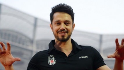 Beşiktaşi meistrivõistluste pidustustel lavale astunud Murat Bozi rasked hetked!