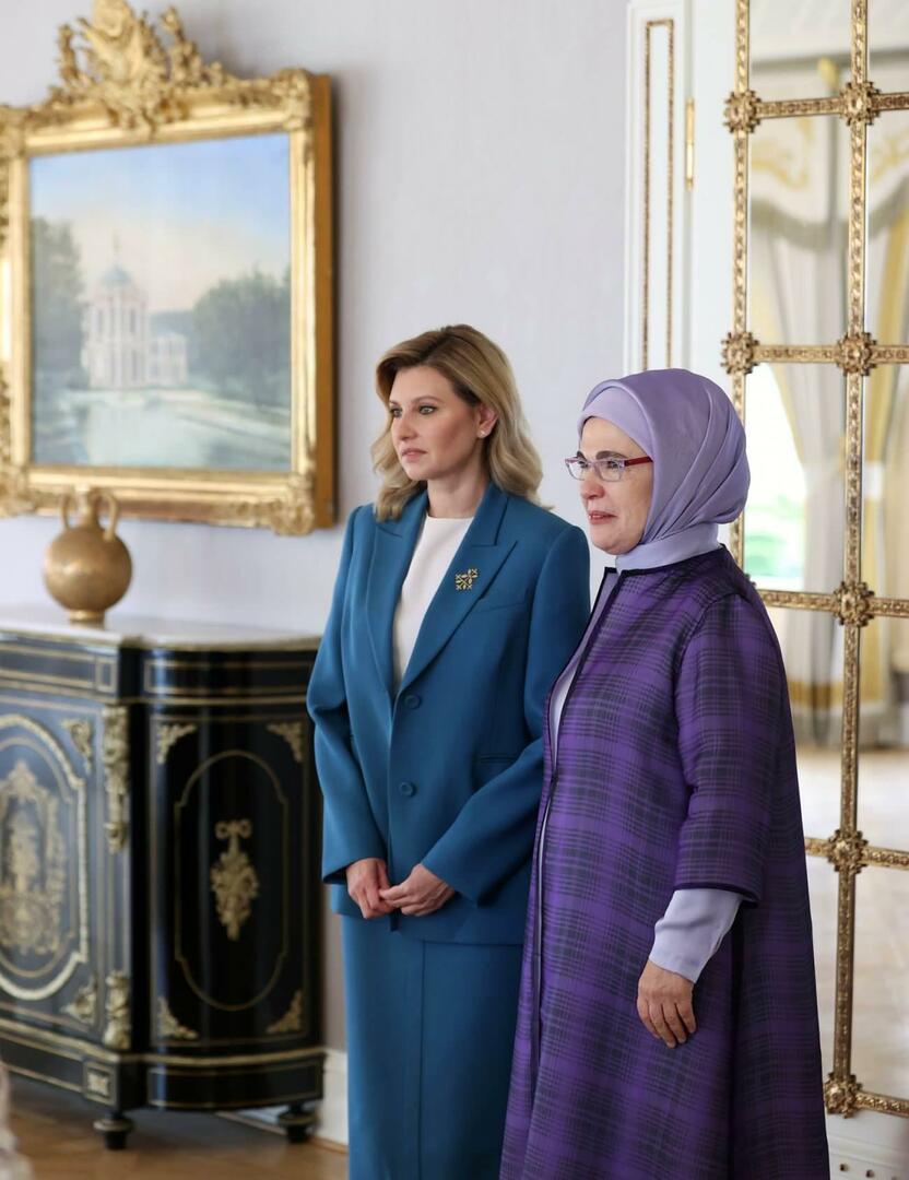 Emine Erdoğan võõrustas Ukraina presidendi abikaasat Olena Zelenskajat