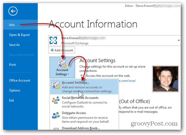 Lisage postkasti Outlook 2013 - klõpsake valikul Infokonto sätted