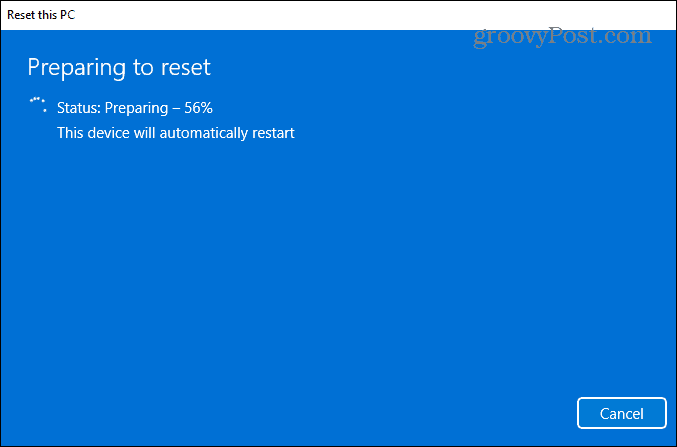 valmistub Windows 11 taaskäivitamiseks