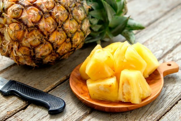 Mis kasu on ananassist ja ananassimahlast? Kui juua tavalist klaasi ananassimahla?