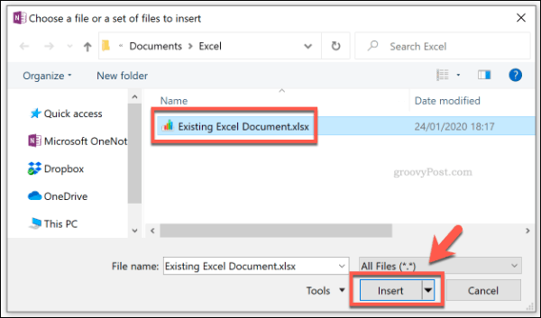Exceli faili lisamine faili manusena rakenduses OneNote