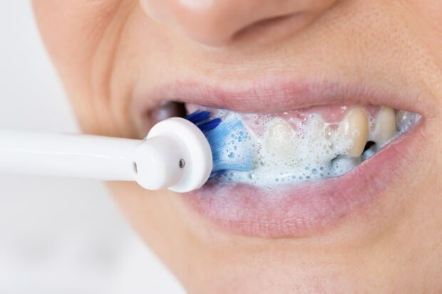 Kuidas kaitstakse suu ja hammaste tervist? Milliseid asju tuleks hammaste puhastamisel arvestada?