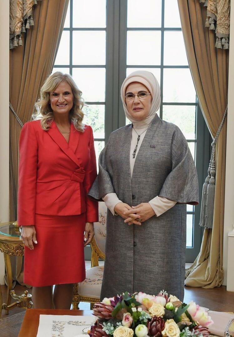 Emine Erdoğan kohtus USA Ankara suursaadiku Cheryl Flake'iga