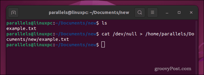 Tühjendage fail Linuxis, kasutades käsku cat