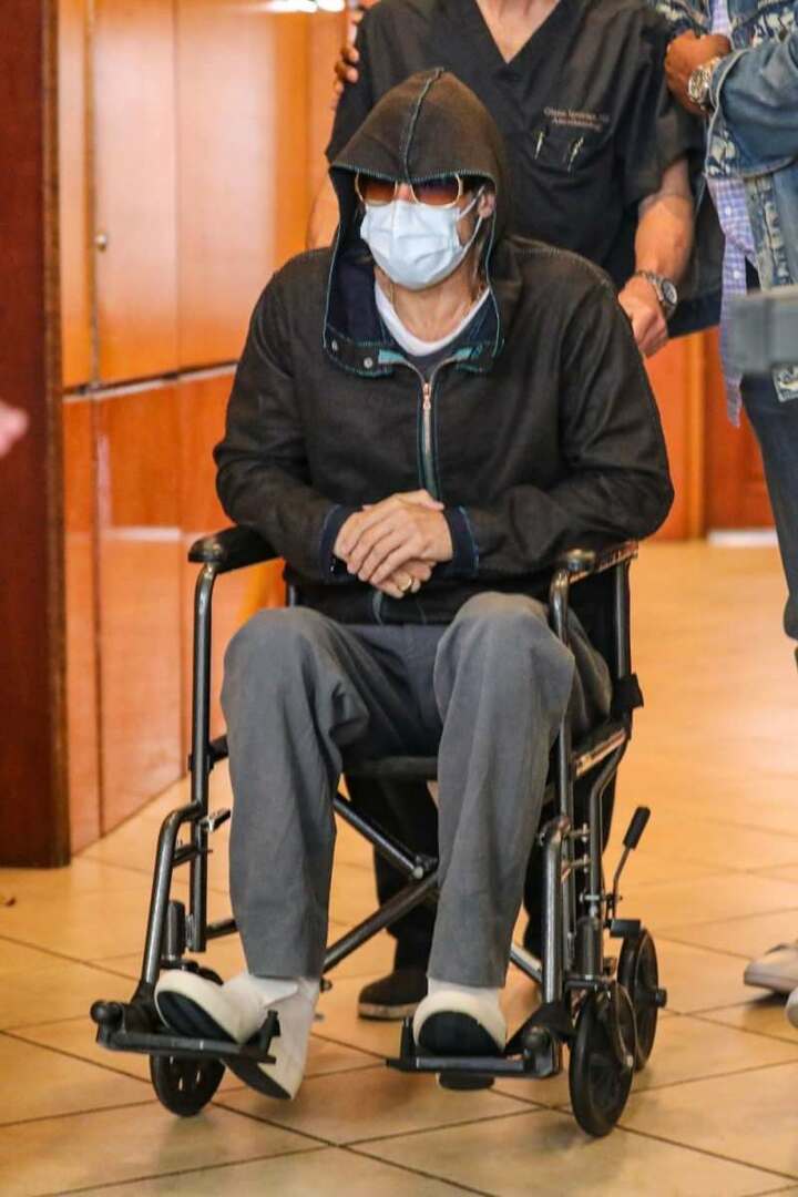 Fotod Brad Pittist ratastoolis ehmunud!