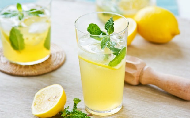 Mis juhtub, kui joome regulaarselt sidrunimahla?