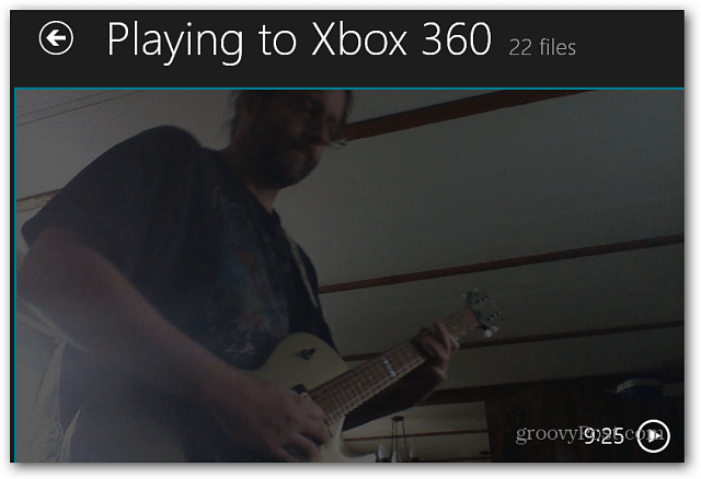 mängides Xbox 360-ga