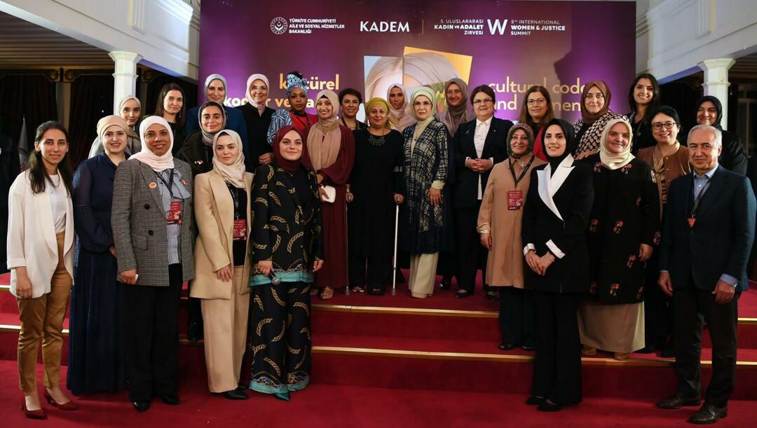 Emine Erdoğan esines rahvusvahelisel naiste ja õiguse tippkohtumisel, vabaühenduste esindajad