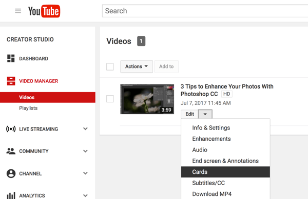 Klõpsake oma YouTube'i videohalduris redigeerimise kõrval allanoolt ja valige Kaardid.
