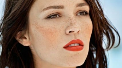 Kuidas teha naturaalse välimusega freckle meiki?