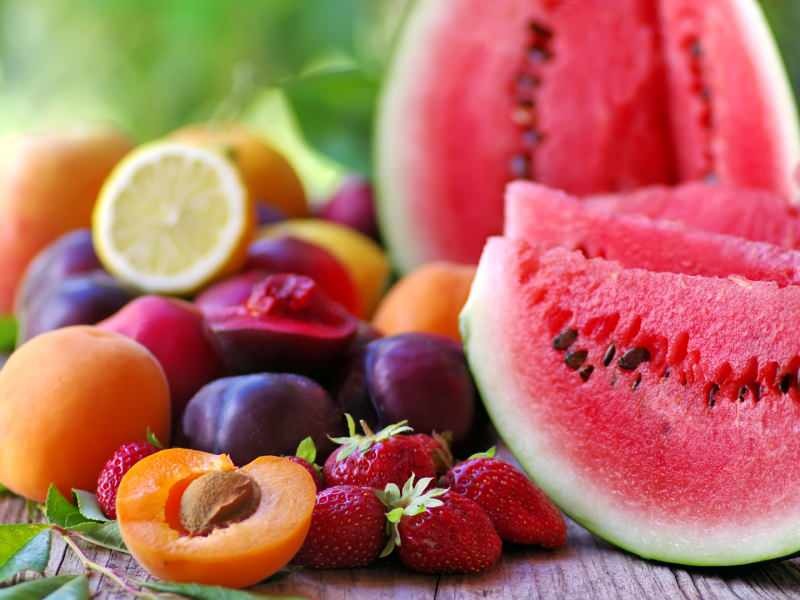 Puuviljade tarbimine dieedil! Kas hiline puuvilja söömine võtab kaalus juurde?
