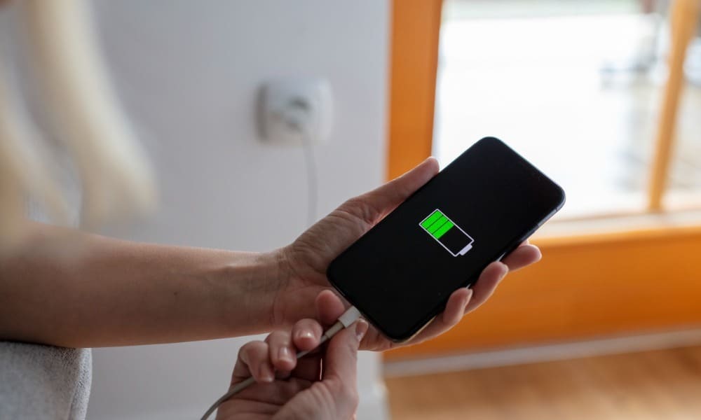 Kuidas hallata puhta energia laadimist iPhone'is