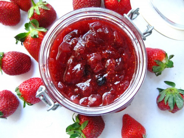 Kuidas kodus maasikamoosi teha? Millised on moosi valmistamise nipid?