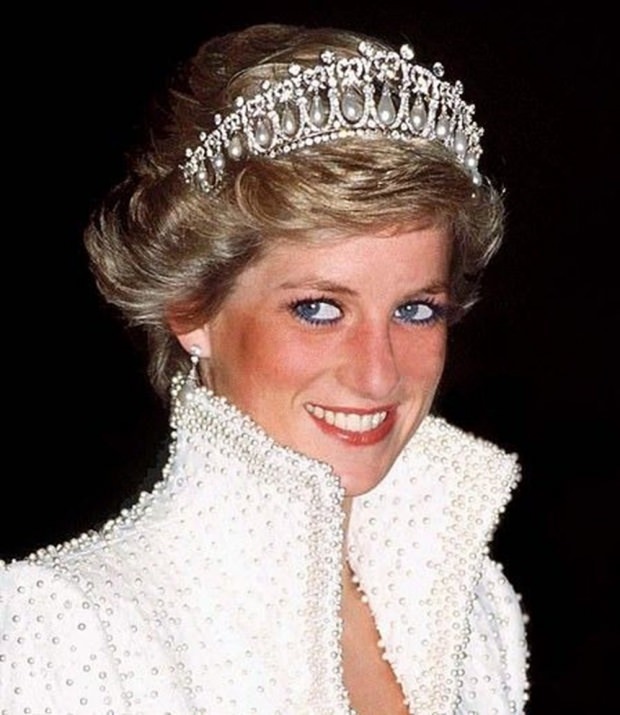 Kate Middleton kandis printsess Diana krooni