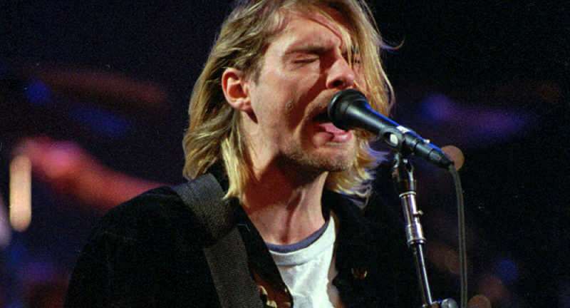 Kurt Cobaini juuksed müüdi oksjonil