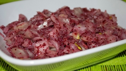 Kuidas valmistada sumaci sibulasalatit?