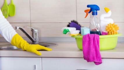 Kuidas köögi plaate puhastada? Kuidas eemaldada köögi plaatide plekid looduslike meetoditega?