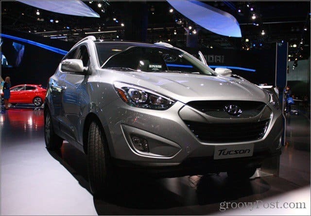 Powered by Hydrogen 2015 Hyundai Tucsoni kütuseelemendi debüüt
