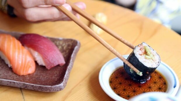 Kuidas sushit süüa? Kuidas kodus sushit teha? Mis on sushi nipid?