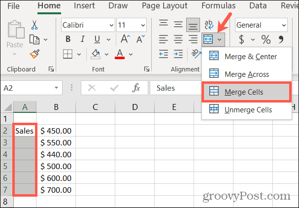 Teksti pööramiseks ühendage lahtrid Excelis