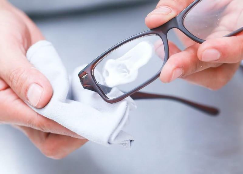 Kuidas me parandame kriimustatud prilliklaase? Kuidas eemaldada prillide kriimustusi? prillide joonistamine