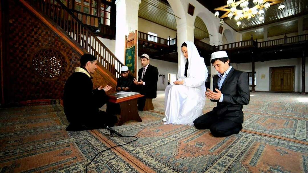 Paar, kes pidas imaami pulma
