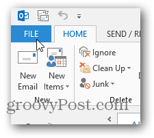 Office 2013 värvi muutmise teema - klõpsake nuppu Fail