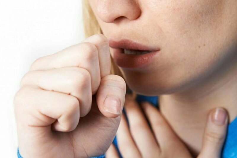 röga koos kuiva köhaga võib põhjustada kõri ja hingamisteede hävimist